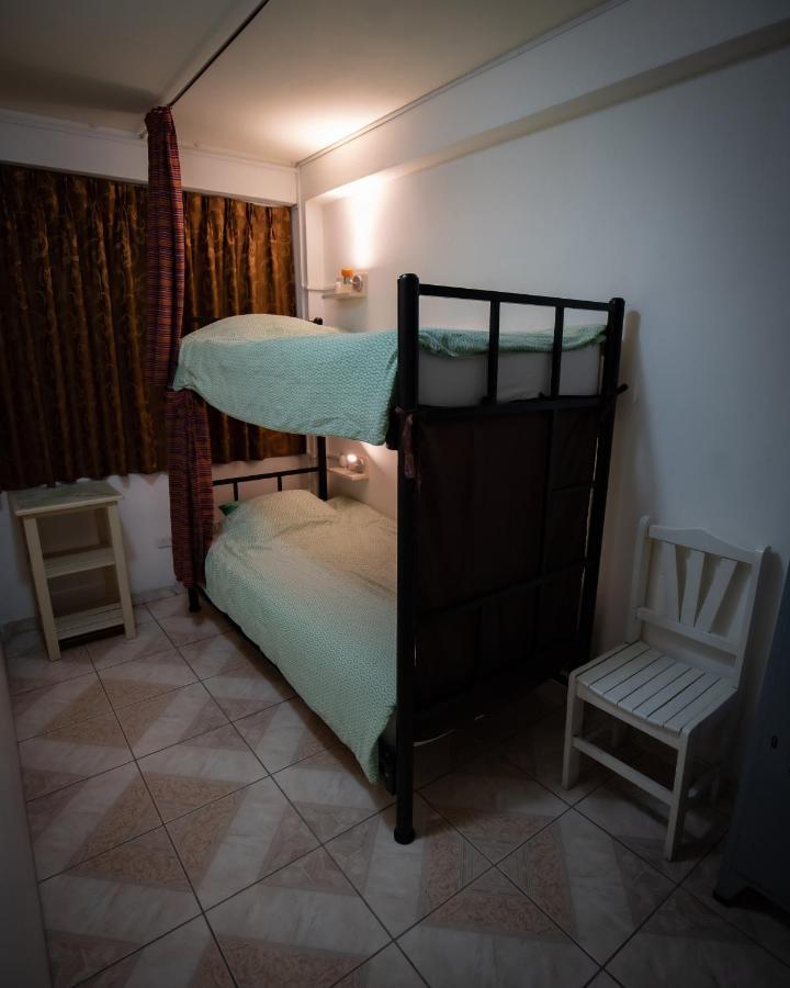 Хостел Mama Backpackers Ліма Екстер'єр фото