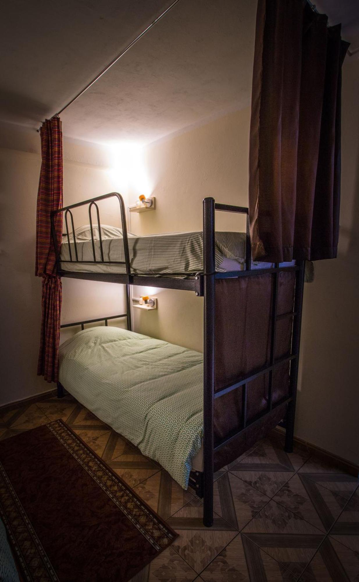 Хостел Mama Backpackers Ліма Екстер'єр фото